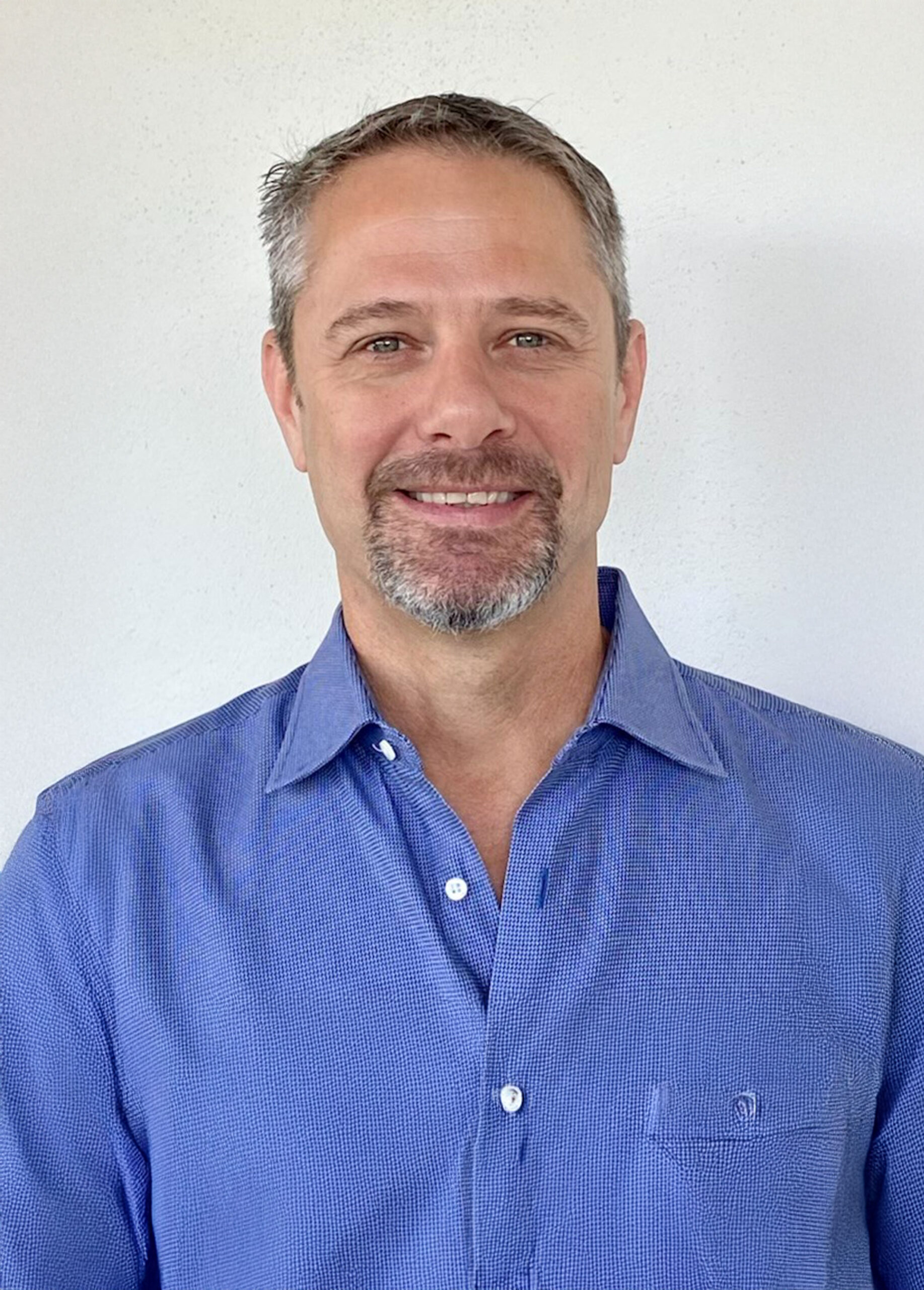 dean-hebert